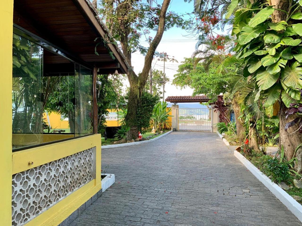 Beira Mar Hotel Ubatuba Exterior photo