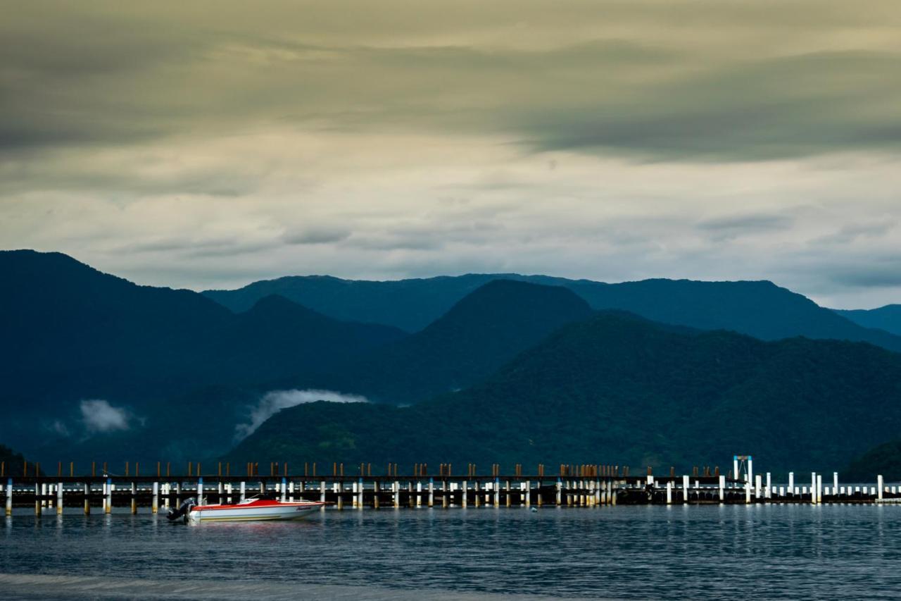 Beira Mar Hotel Ubatuba Exterior photo